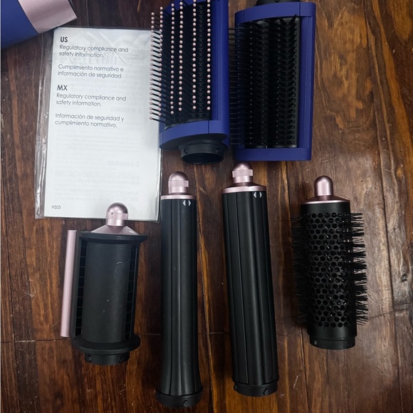 Dyson Airwrap Dryer + Long Barrel Full Set - Picture 3 of 4